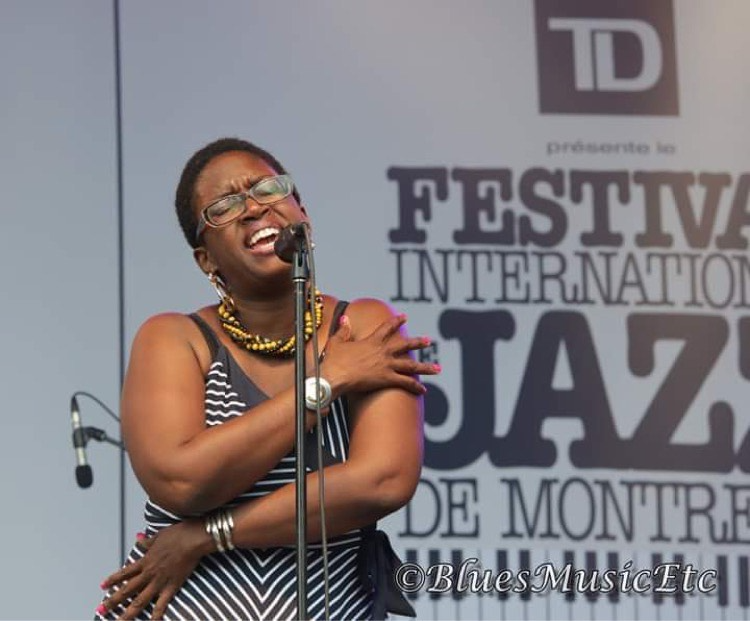 Mich Love au Café Morin